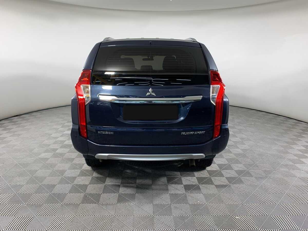 Mitsubishi Pajero Sport 2018 года с пробегом. Фото: #5