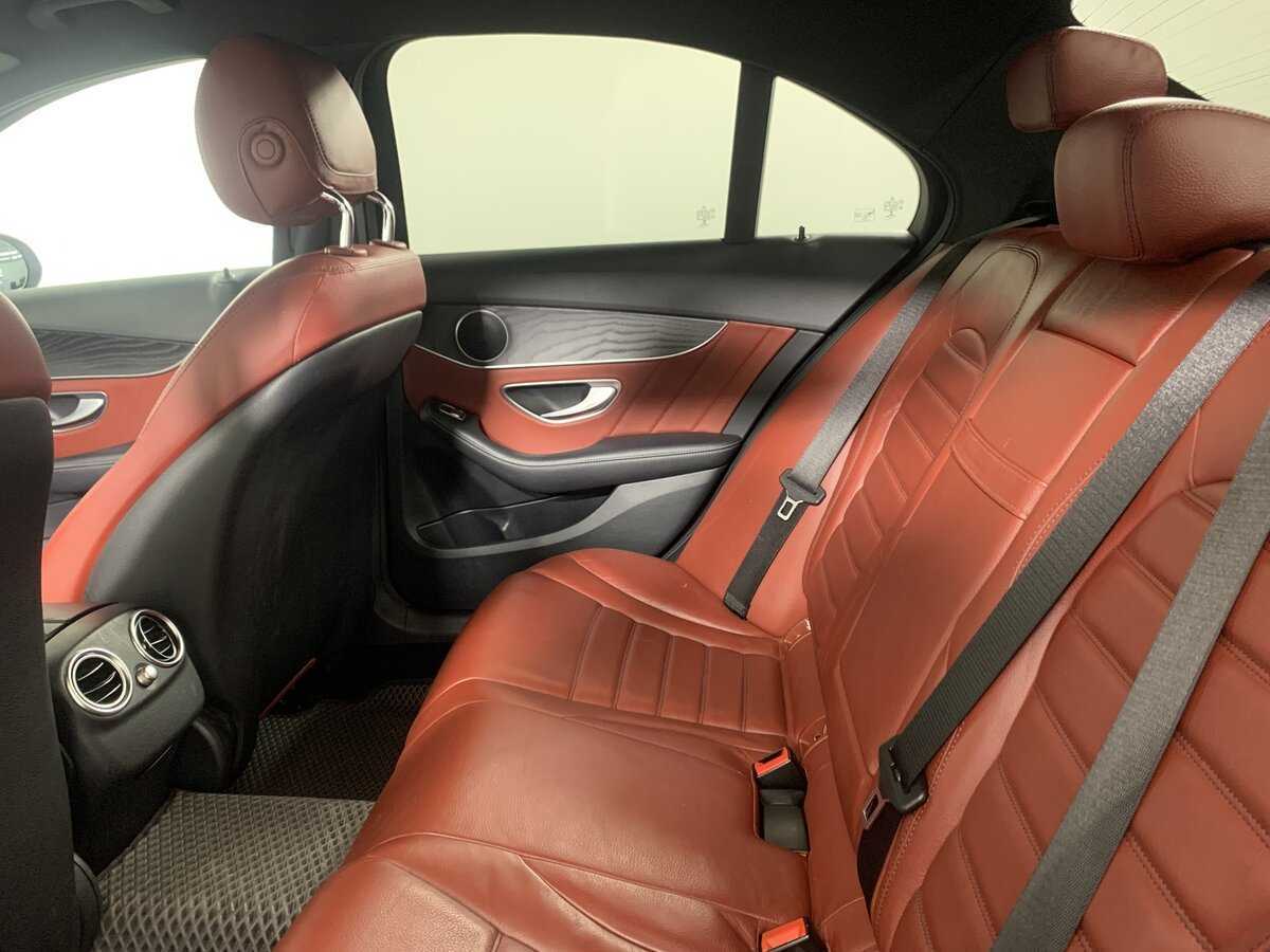 Mercedes-Benz C-Класс 2018 года с пробегом. Фото: #18