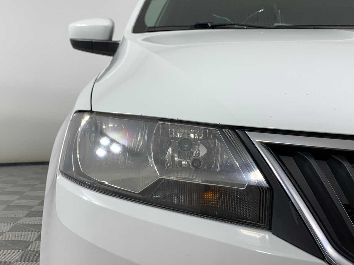 Skoda Rapid 2015 года с пробегом. Фото: #9