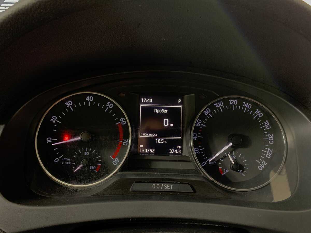 Skoda Rapid 2015 года с пробегом. Фото: #13