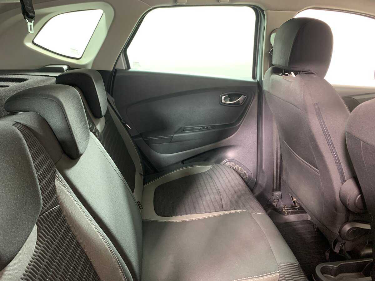 Renault Kaptur 2019 года с пробегом. Фото: #17