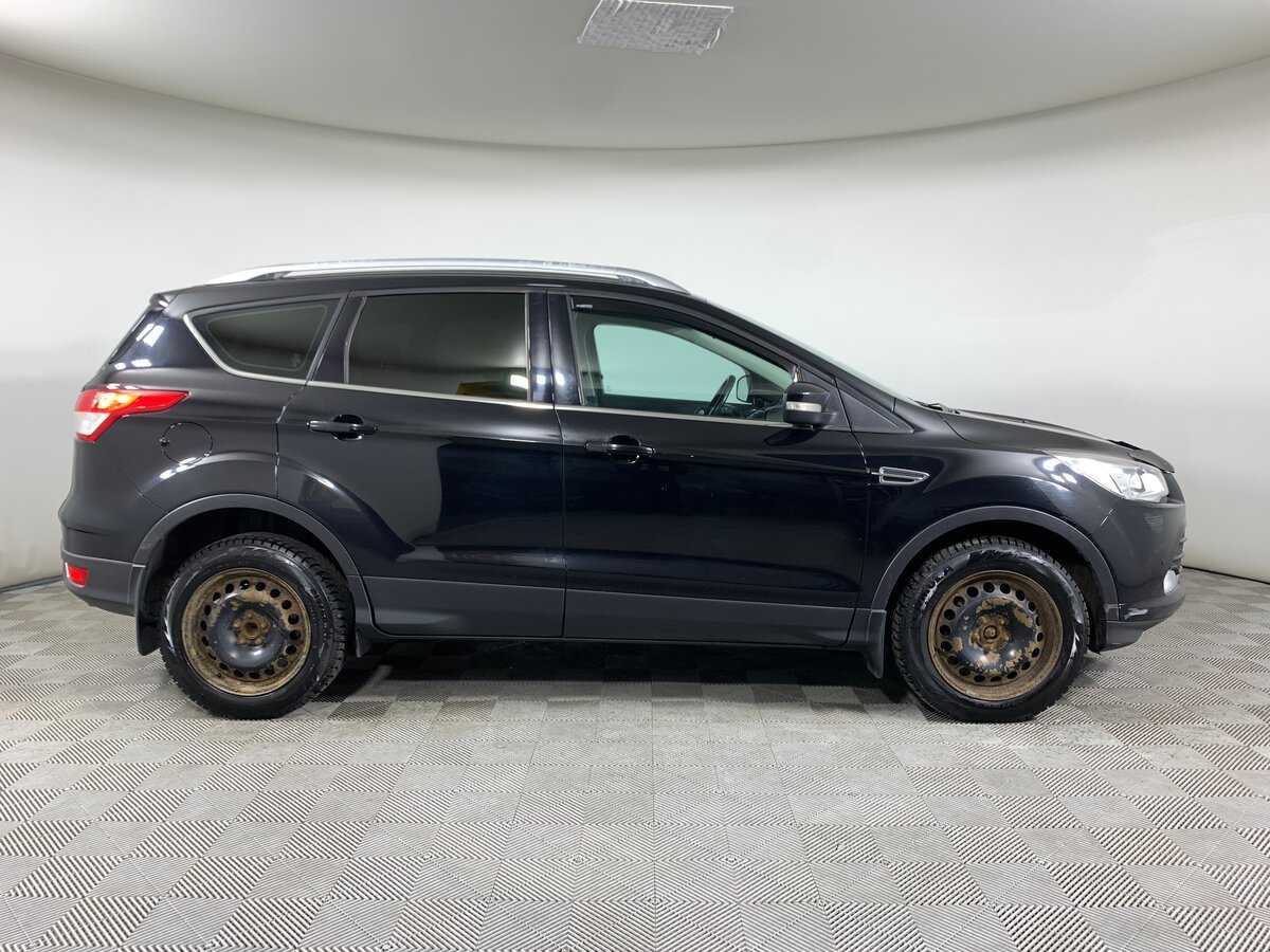 Ford Kuga 2015 года с пробегом. Фото: #3