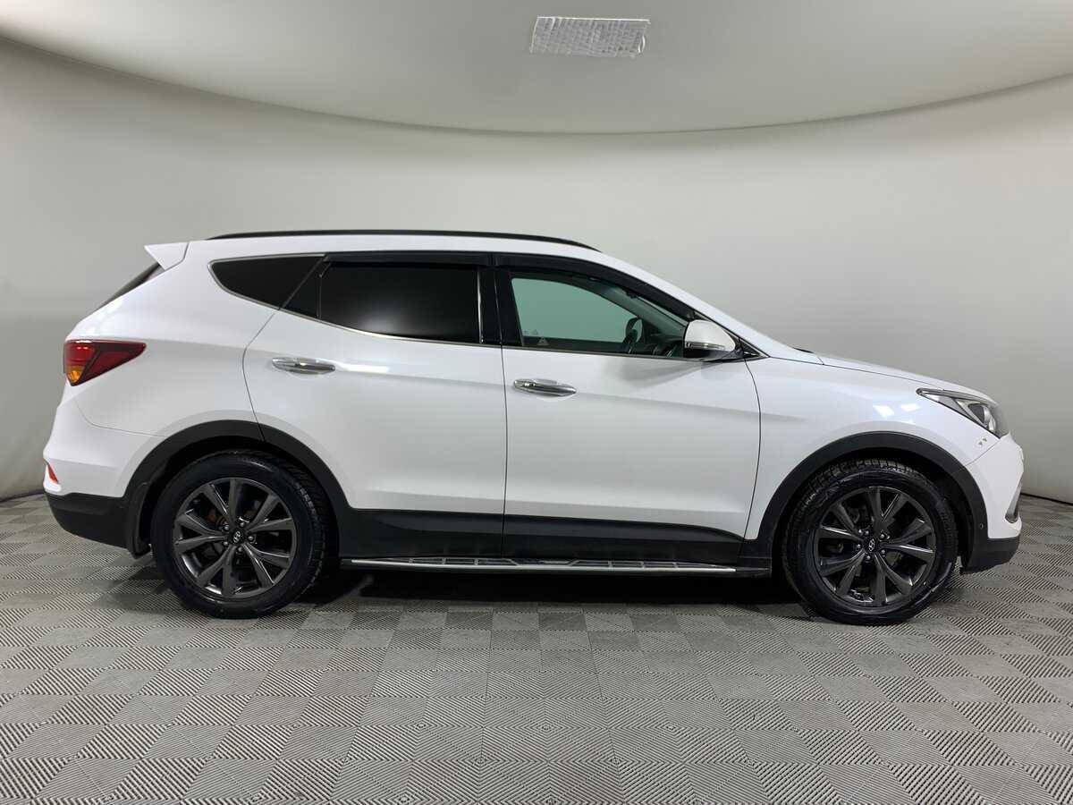 Hyundai Santa Fe 2017 года с пробегом. Фото: #3