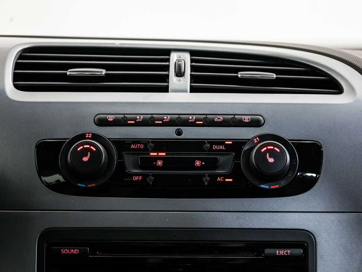 Б/У Сеат Леон 2012 года. Фото: #13