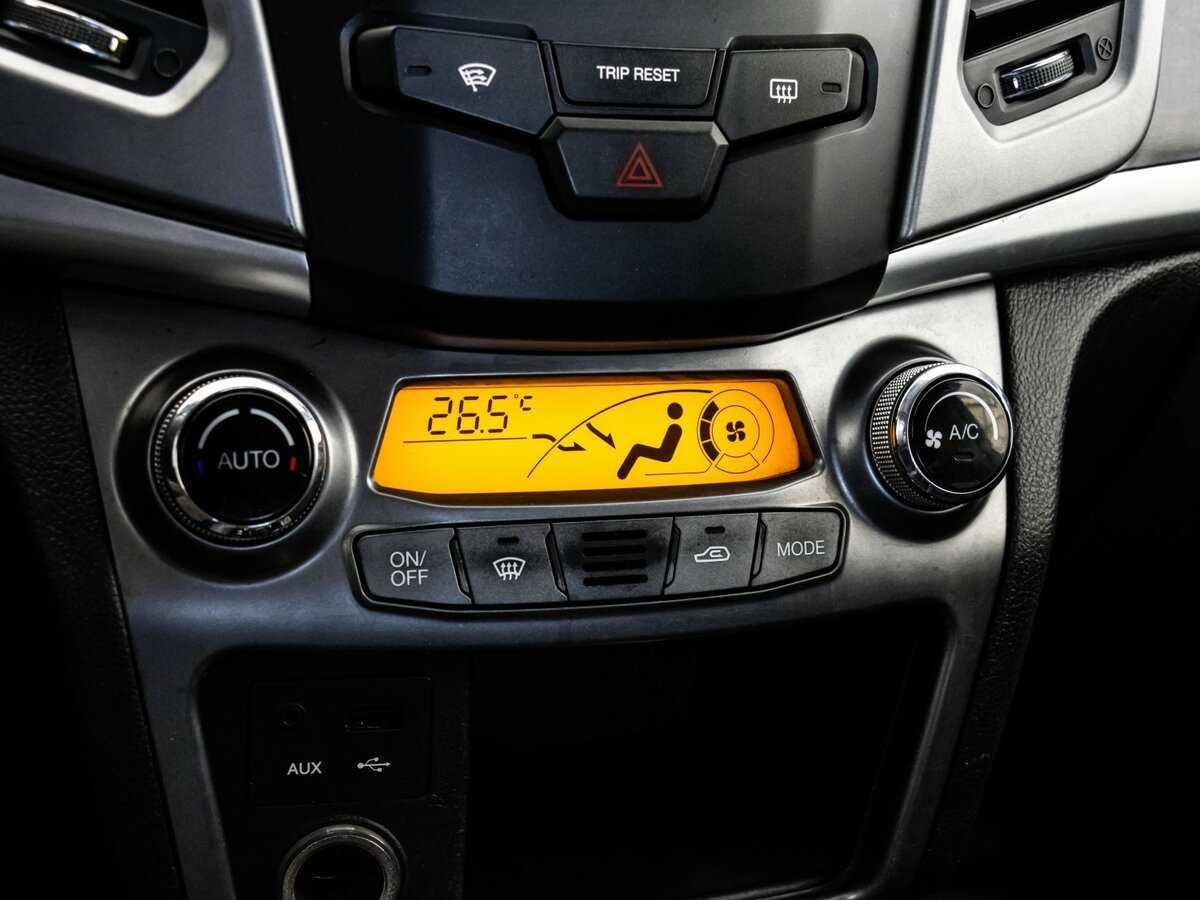 Б/У Сан-Ён Актион 2013 года. Фото: #11