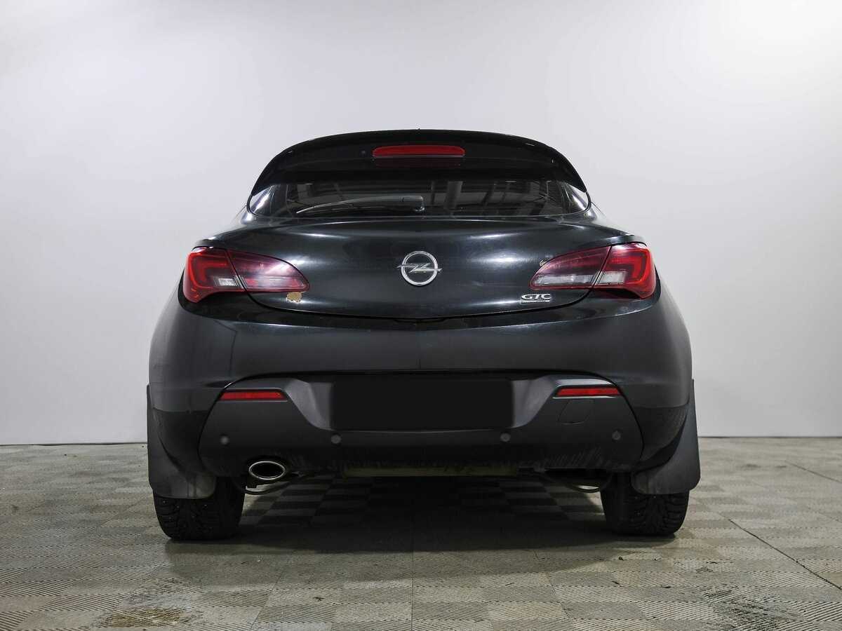 Opel Astra 2012 года с пробегом. Фото: #4