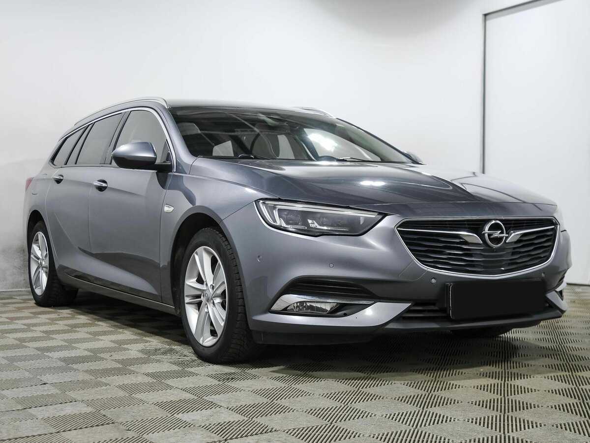 Opel Insignia 2018 года с пробегом. Фото: #2