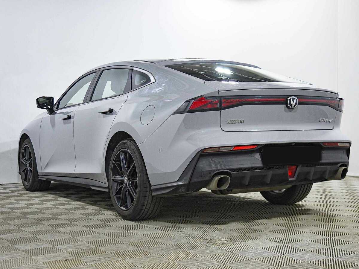 Changan UNI-V 2023 года с пробегом. Фото: #2