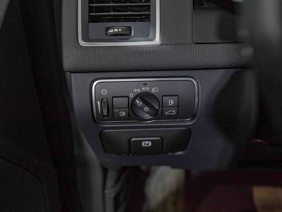 Volvo XC60 2015 года с пробегом. Фото: #12