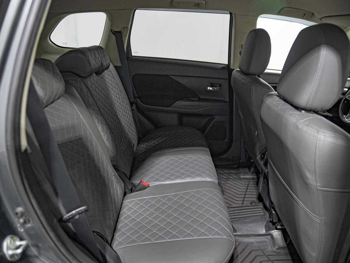 Mitsubishi Outlander 2018 года с пробегом. Фото: #16