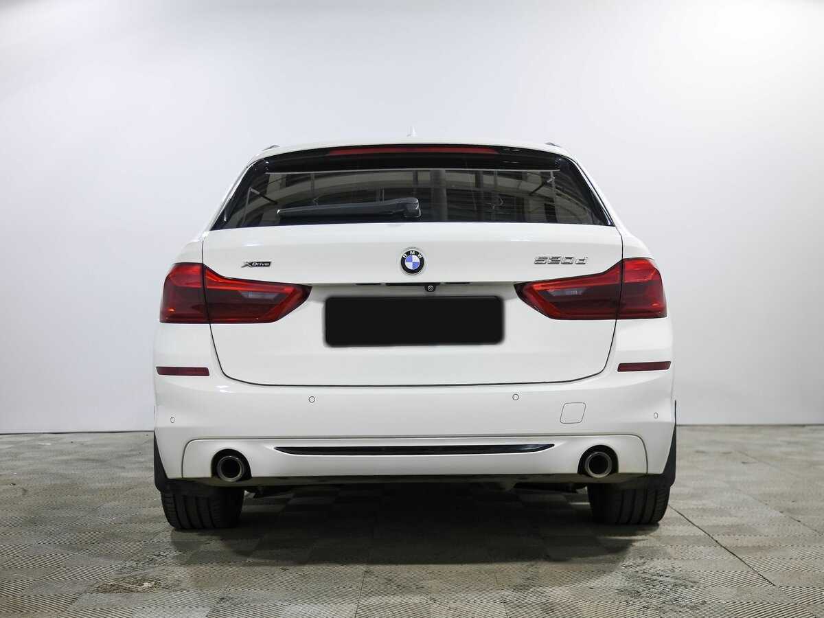 BMW 5 серии 2018 года с пробегом. Фото: #3