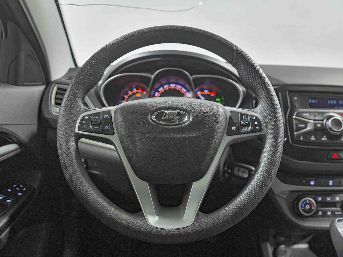 Lada (ВАЗ) Vesta 2019 года с пробегом. Фото: #8