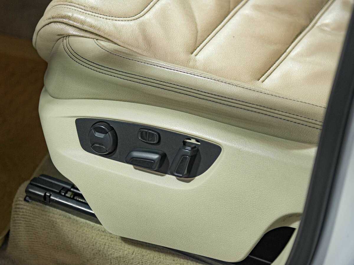 Volkswagen Touareg 2013 года с пробегом. Фото: #15