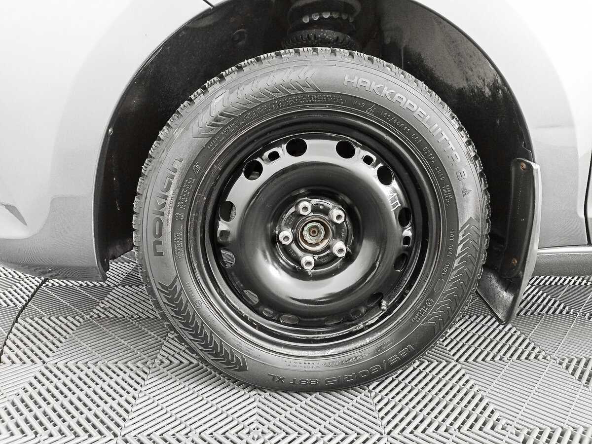 Б/У Шкода Рапид 2021 года. Фото: #14