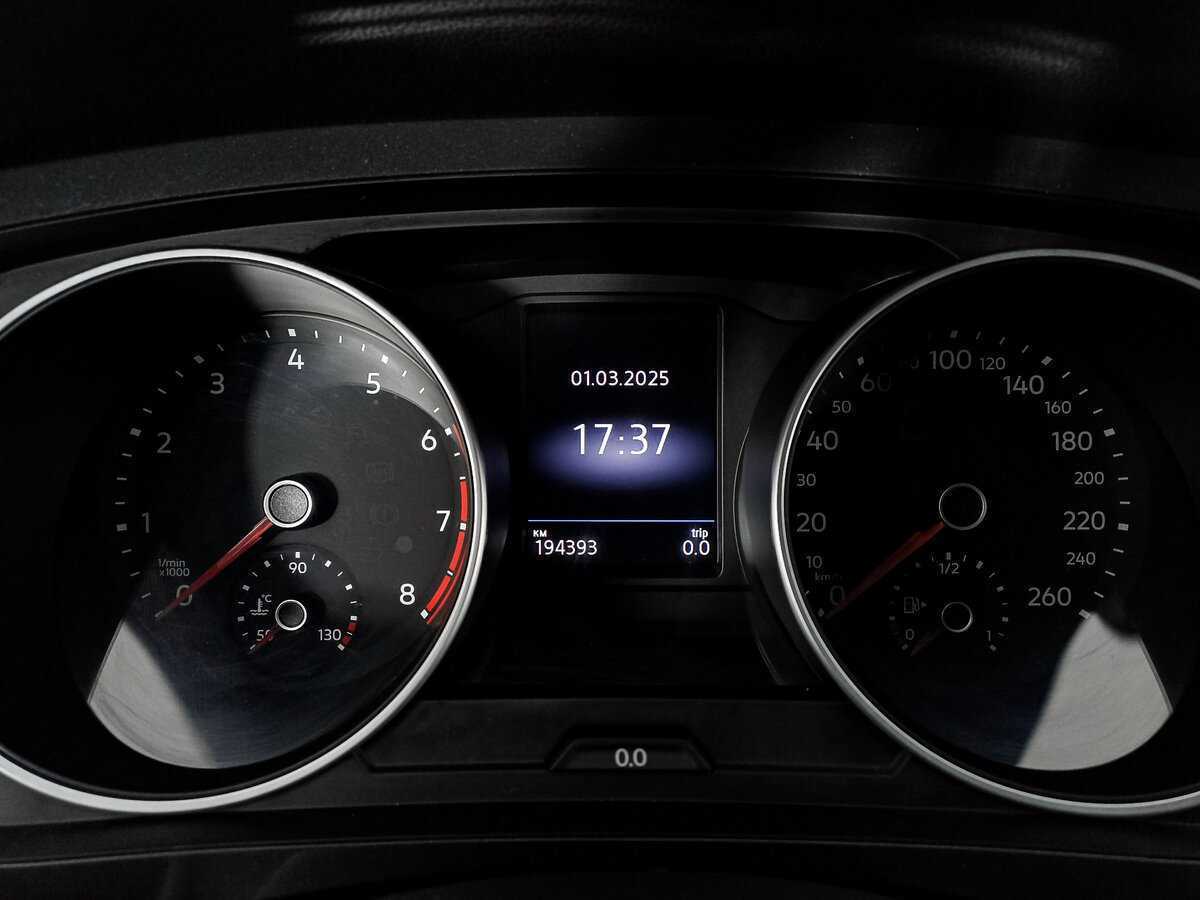 Б/У Фольксваген Тигуан 2017 года. Фото: #9