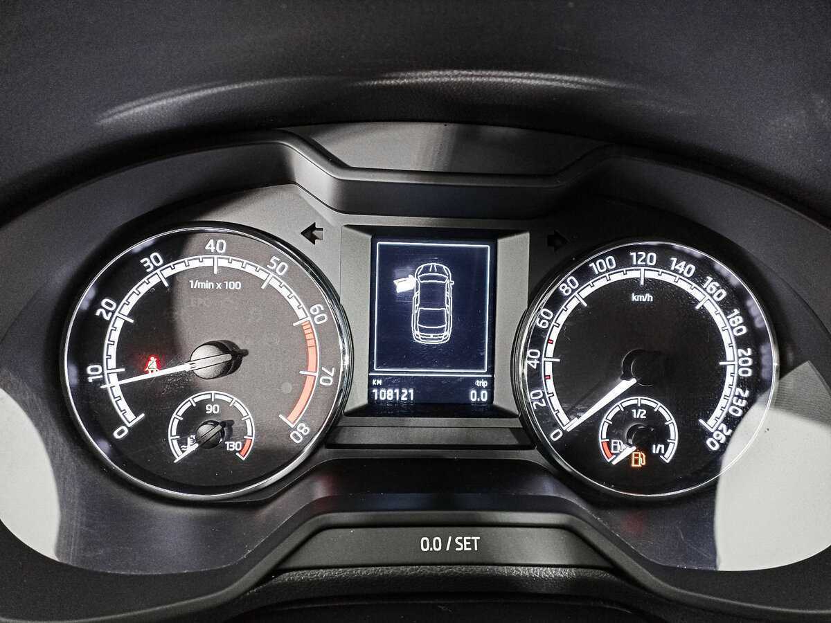 Б/У Шкода Октавия 2020 года. Фото: #12