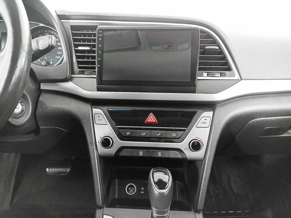 Hyundai Elantra 2017 года с пробегом. Фото: #14