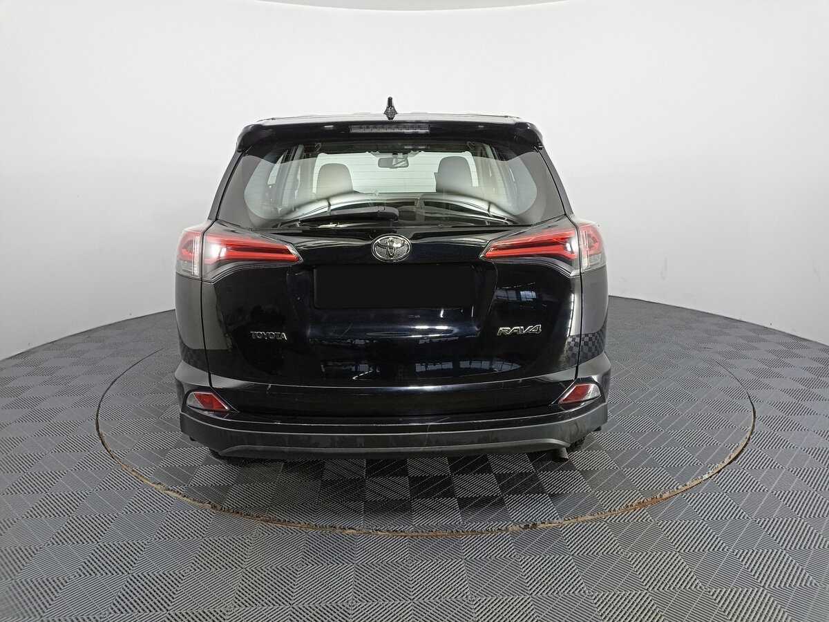 Toyota RAV4 2019 года с пробегом. Фото: #5
