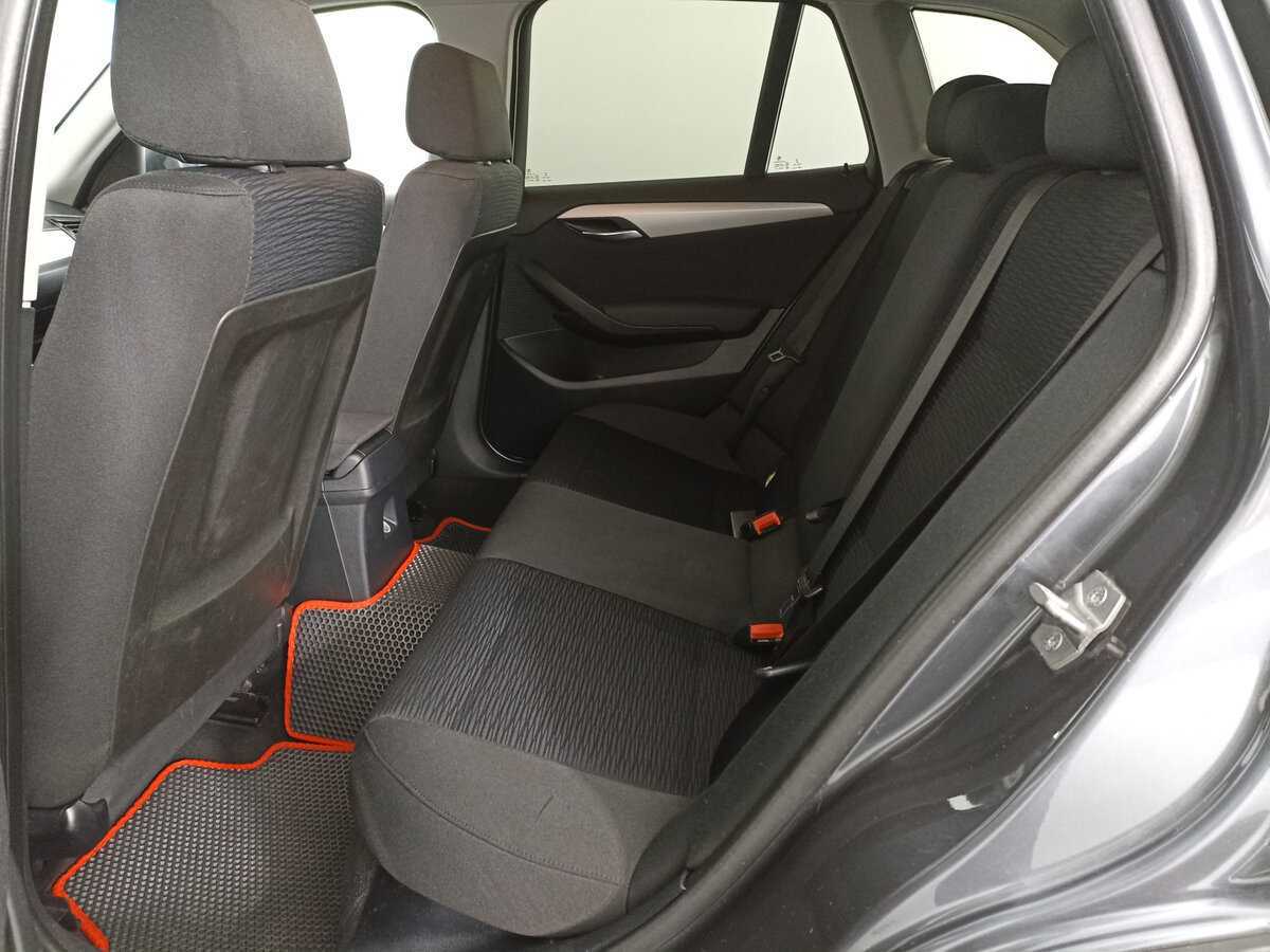 Б/У БМВ Икс1 2014 года. Фото: #9