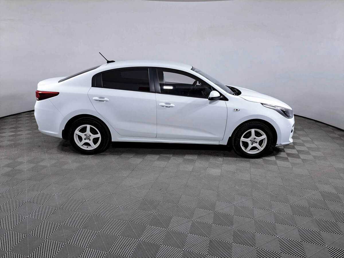 Kia Rio 2018 года с пробегом. Фото: #3