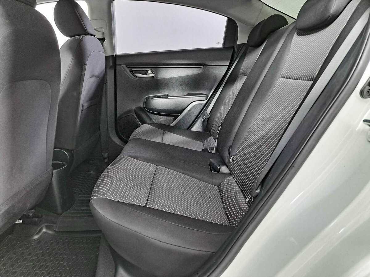 Kia Rio 2018 года с пробегом. Фото: #11