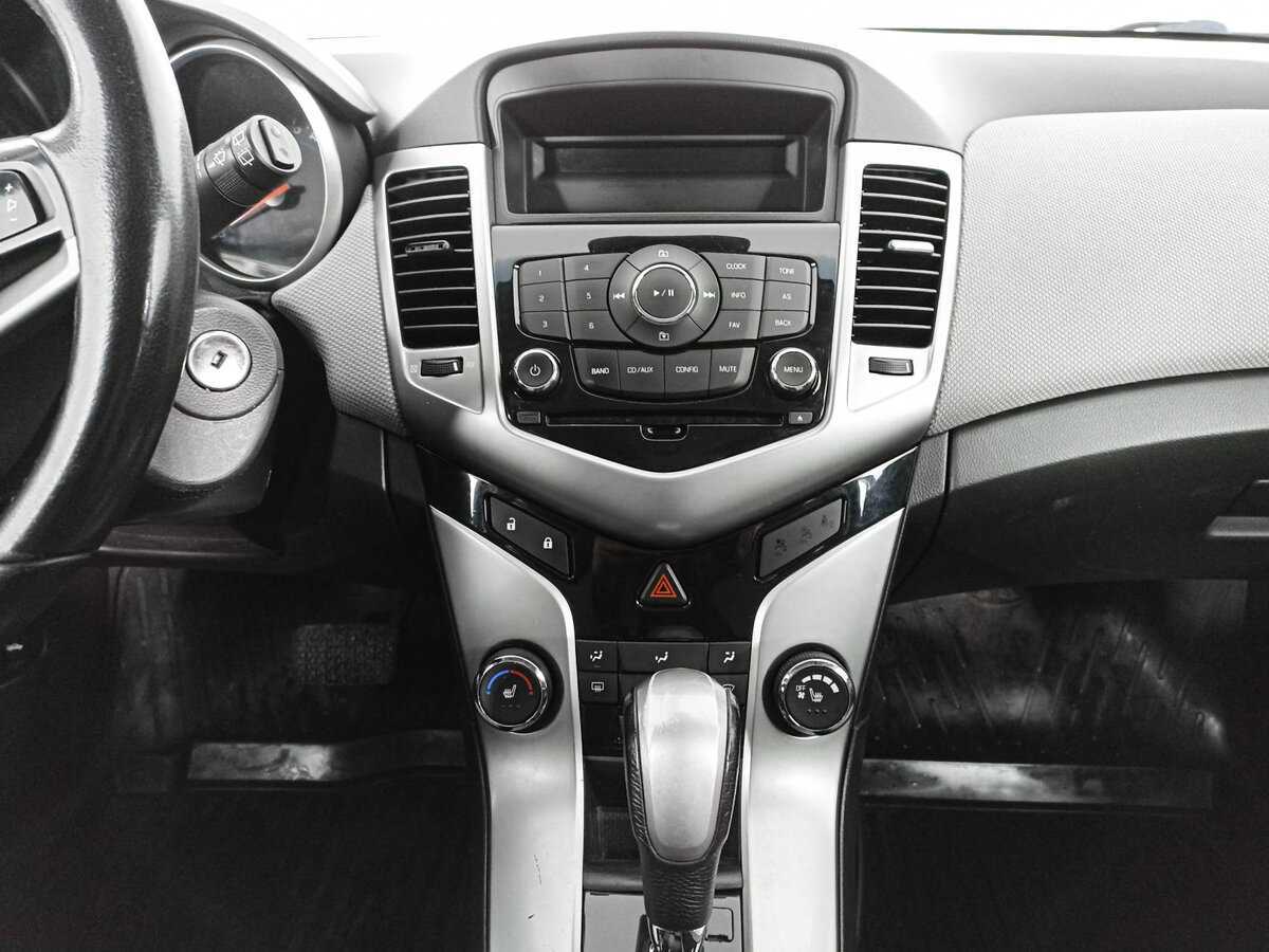 Б/У Шевроле Круз 2012 года. Фото: #14