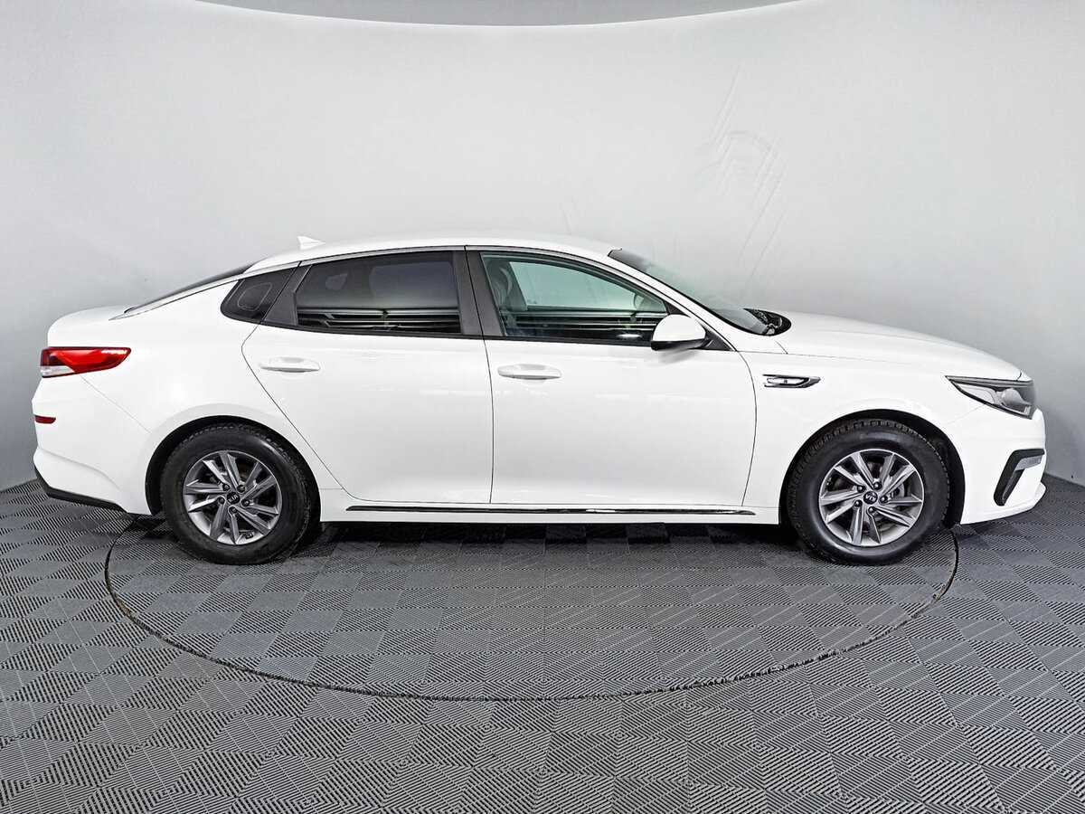 Б/У Киа К5 2018 года. Фото: #3