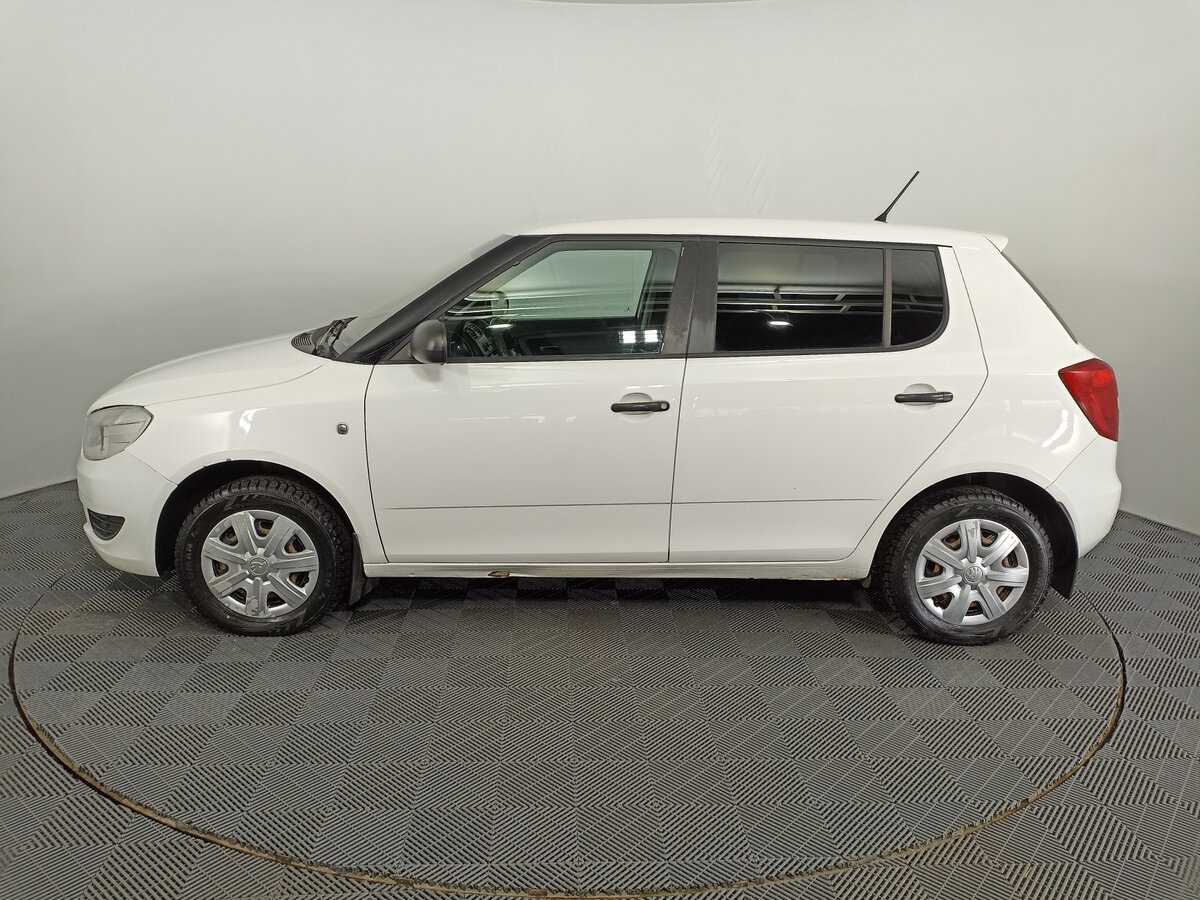 Б/У Шкода Фабия 2013 года. Фото: #7