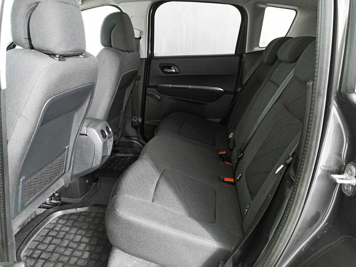 Б/У Пежо 3008 2012 года. Фото: #8