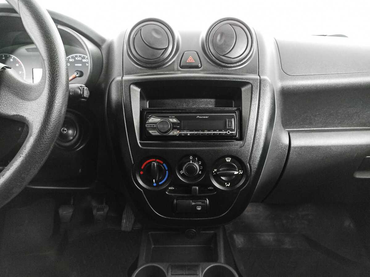 Б/У Лада (ВАЗ) Гранта 2014 года. Фото: #14