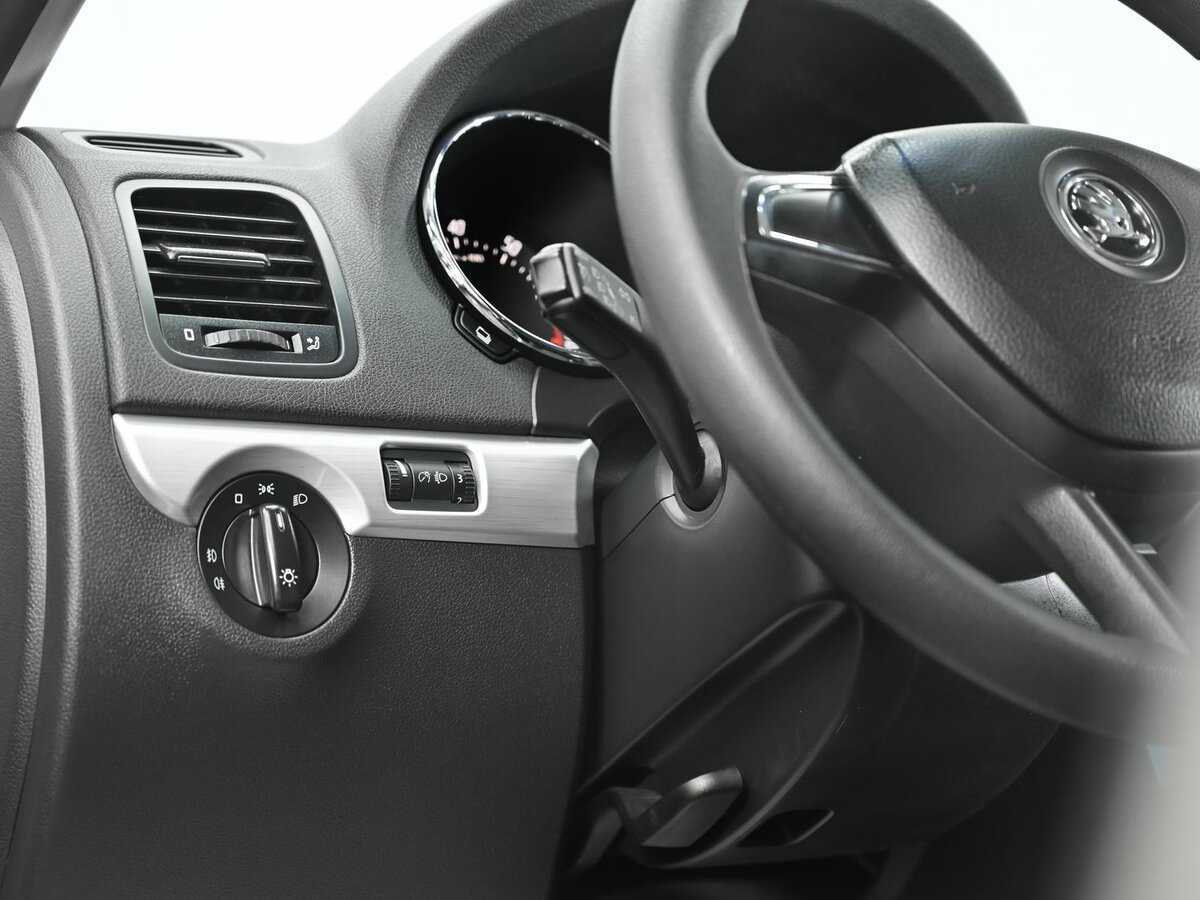 Б/У Шкода Йети 2017 года. Фото: #9