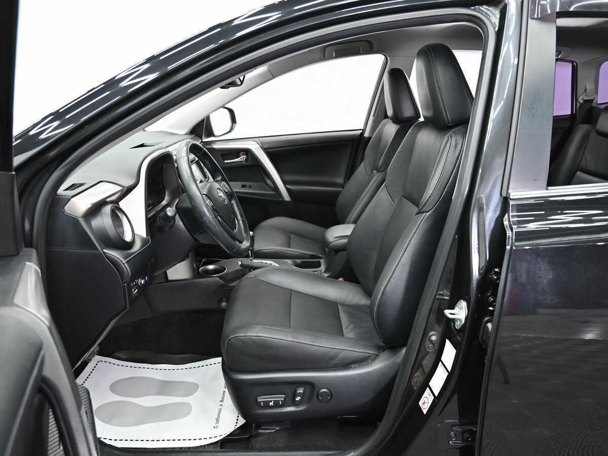 Б/У Тойота Рав4 2013 года. Фото: #7