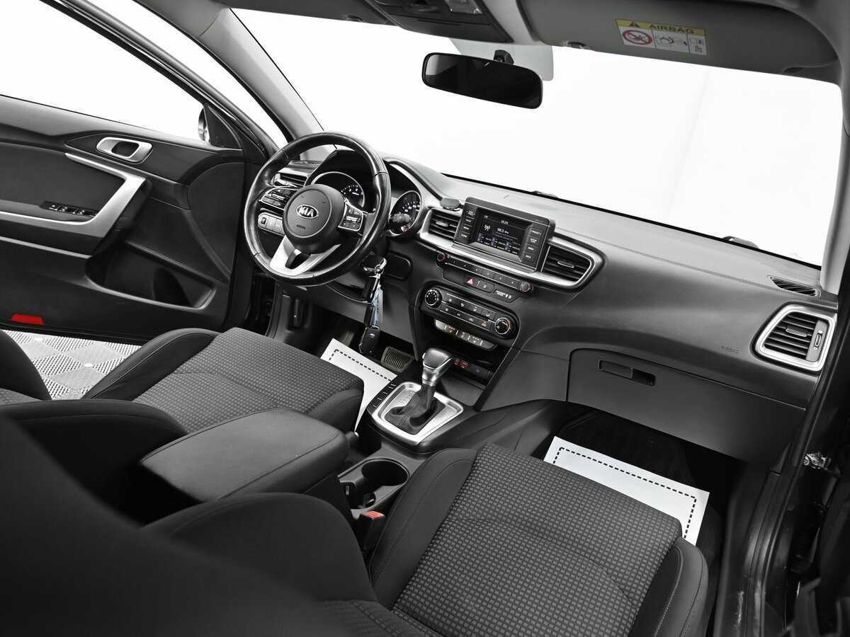 Б/У Киа Сид 2018 года. Фото: #7