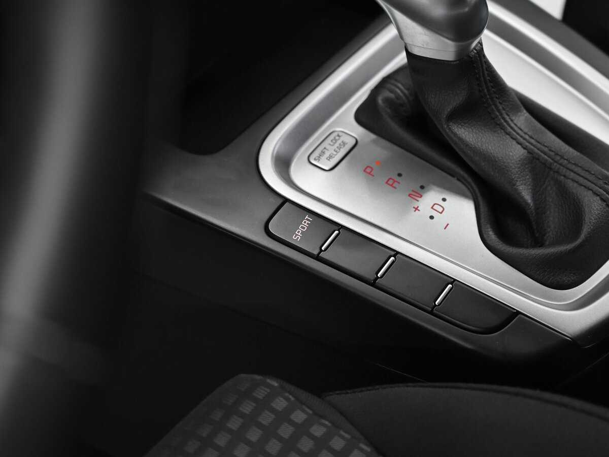 Б/У Киа Сид 2018 года. Фото: #9