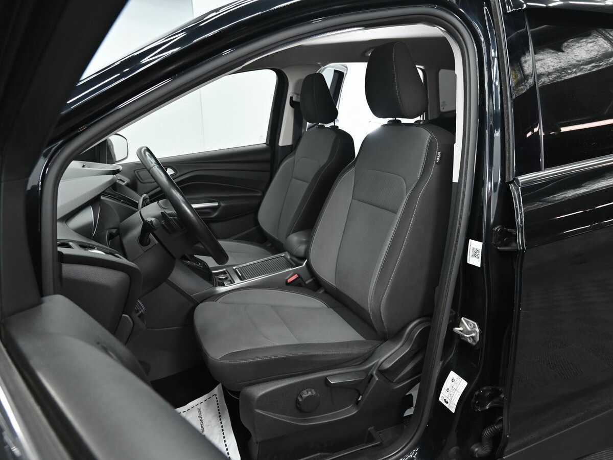 Б/У Форд Куга 2017 года. Фото: #5