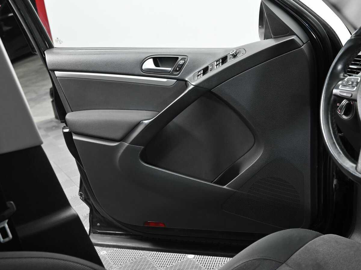 Б/У Фольксваген Тигуан 2013 года. Фото: #6