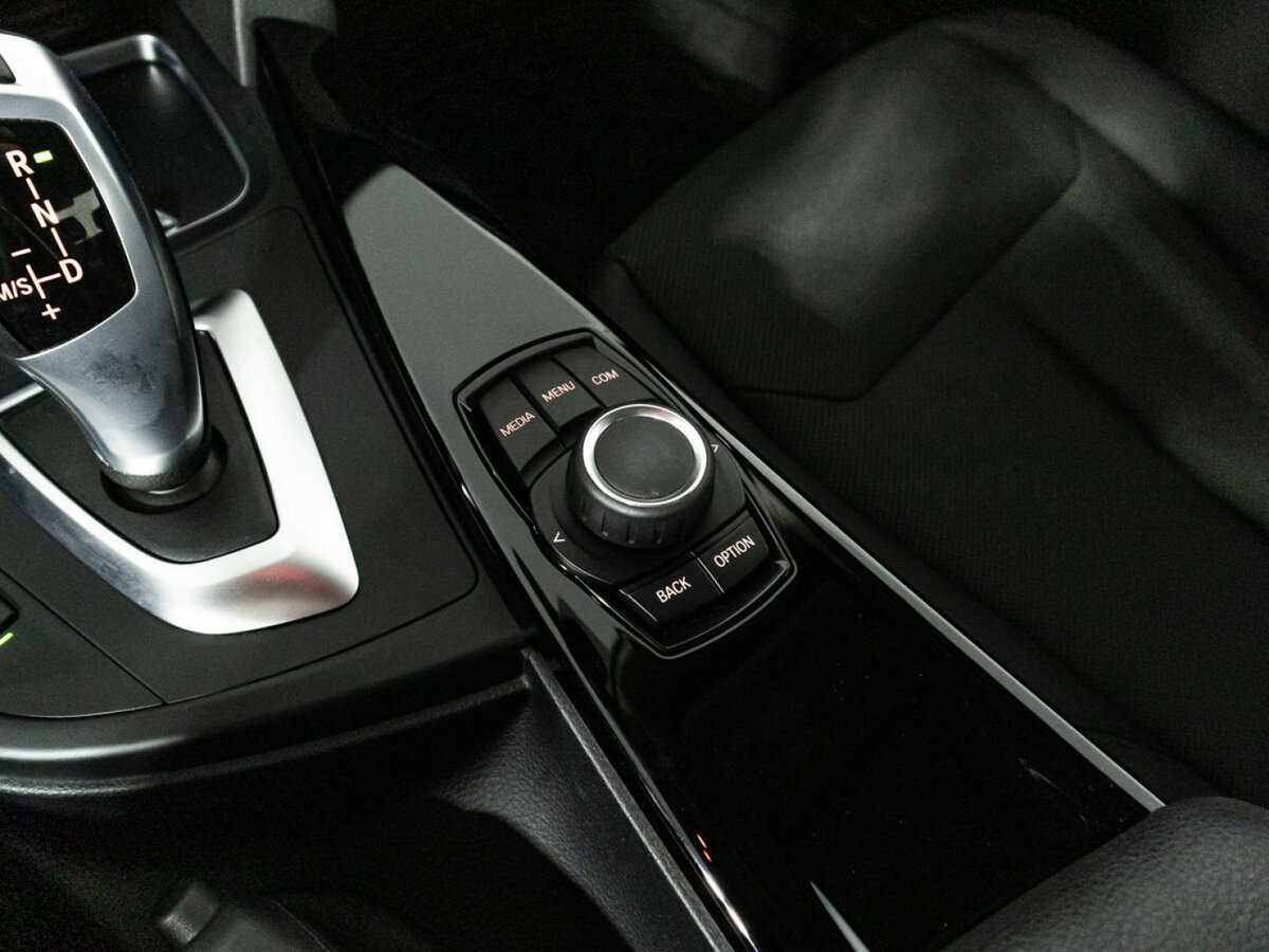 BMW 3 серии 2018 года с пробегом. Фото: #17