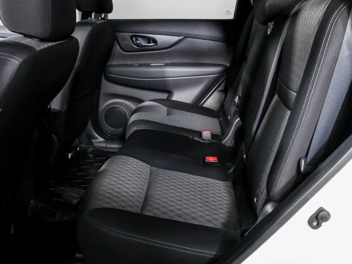 Б/У Ниссан Икс-Трейл 2019 года. Фото: #6