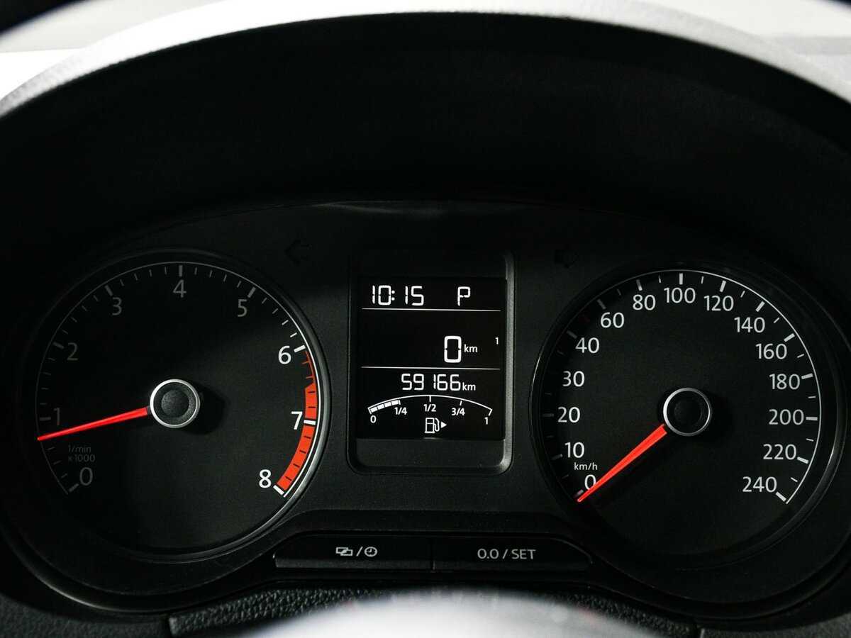 Б/У Фольксваген Поло 2017 года. Фото: #8