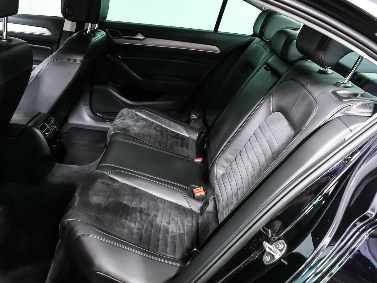 Б/У Фольксваген Пассат 2018 года. Фото: #12