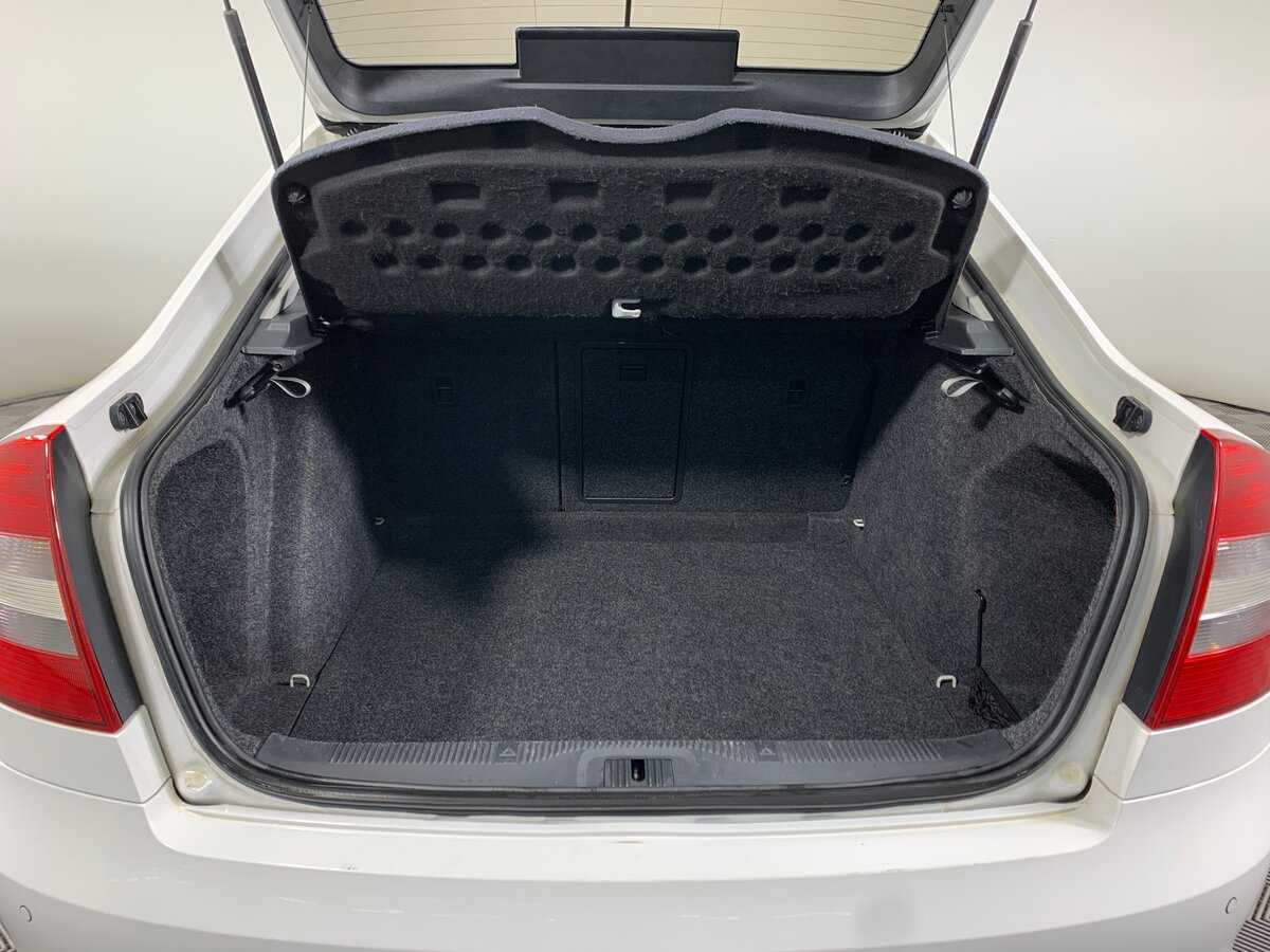 Skoda Octavia 2012 года с пробегом. Фото: #18