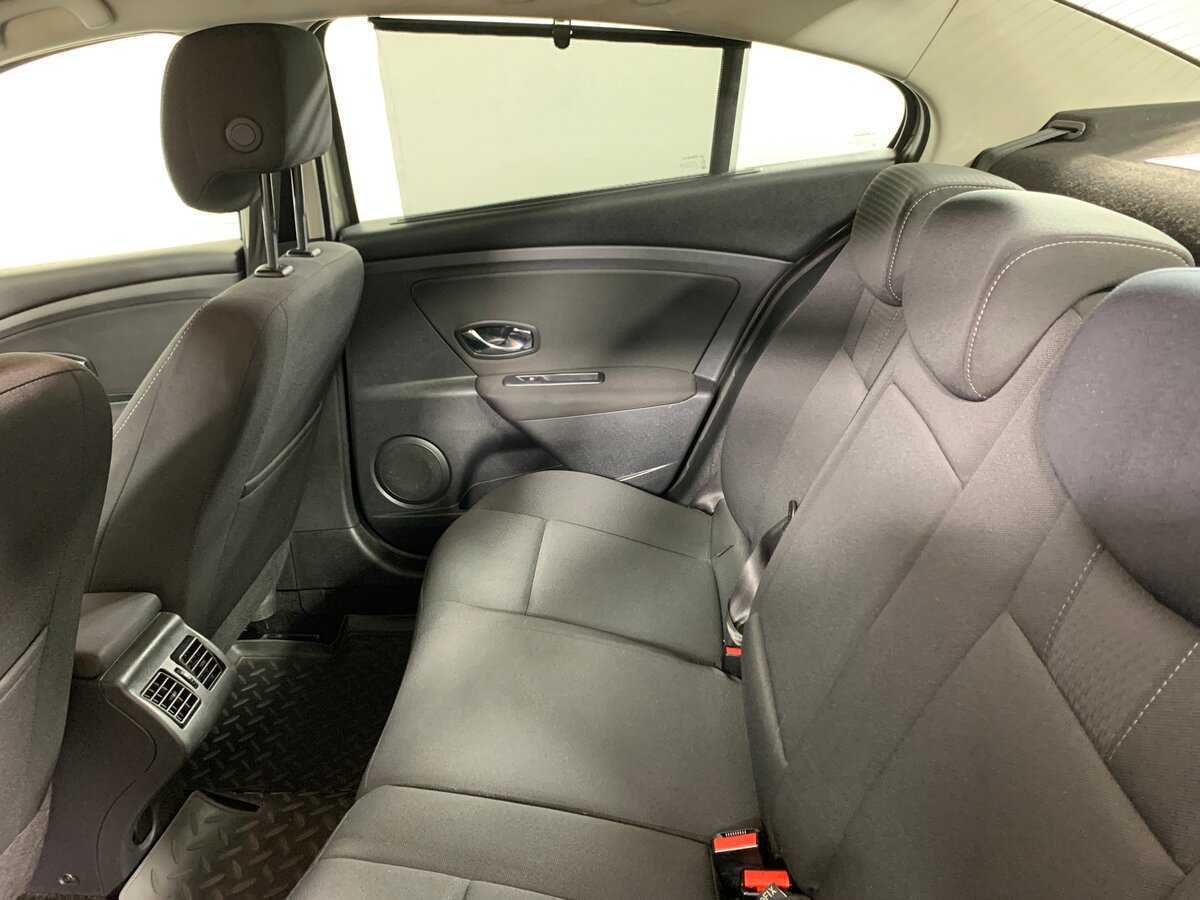 Renault Fluence 2013 года с пробегом. Фото: #18