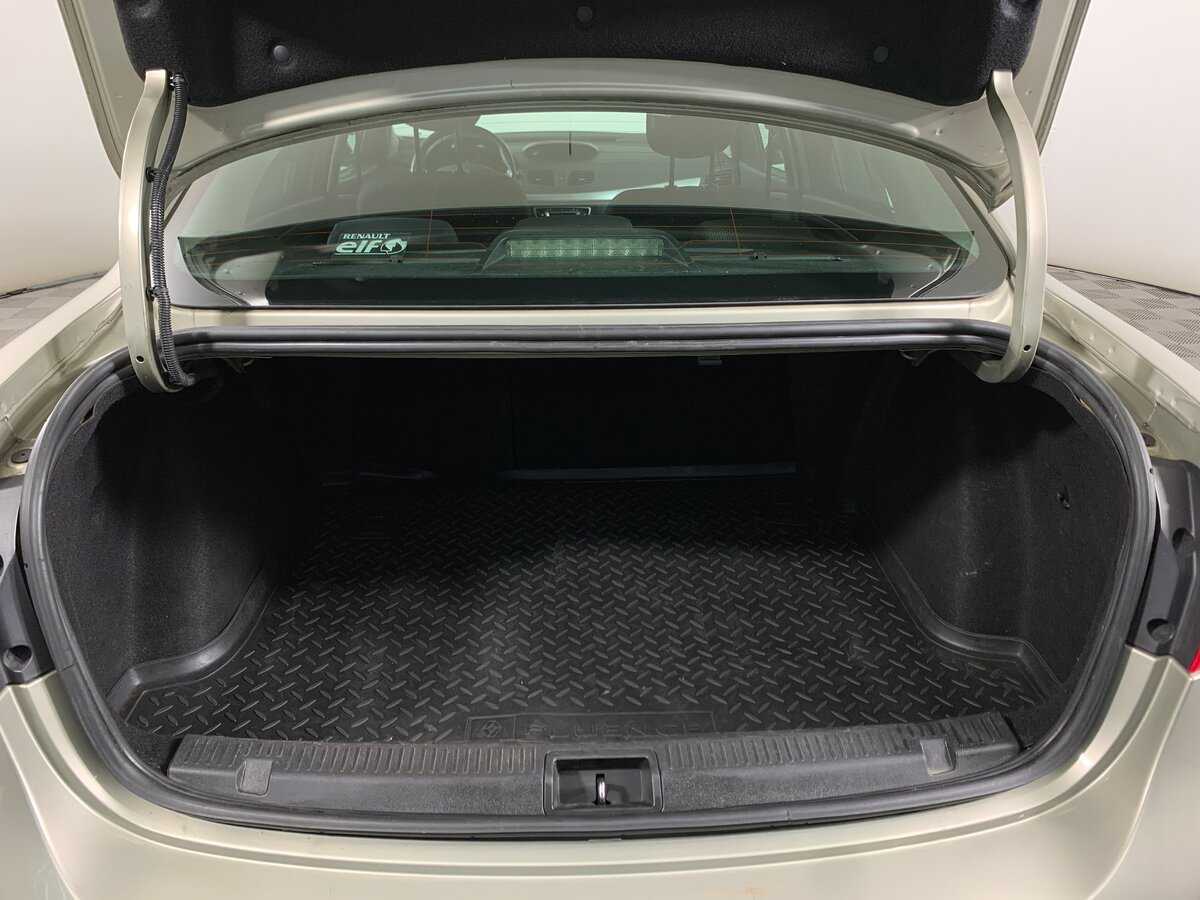 Renault Fluence 2013 года с пробегом. Фото: #19