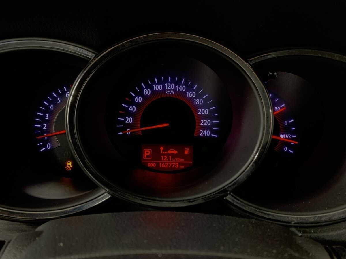 Kia Sorento 2012 года с пробегом. Фото: #14