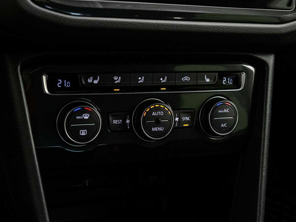 Б/У Фольксваген Тигуан 2017 года. Фото: #12