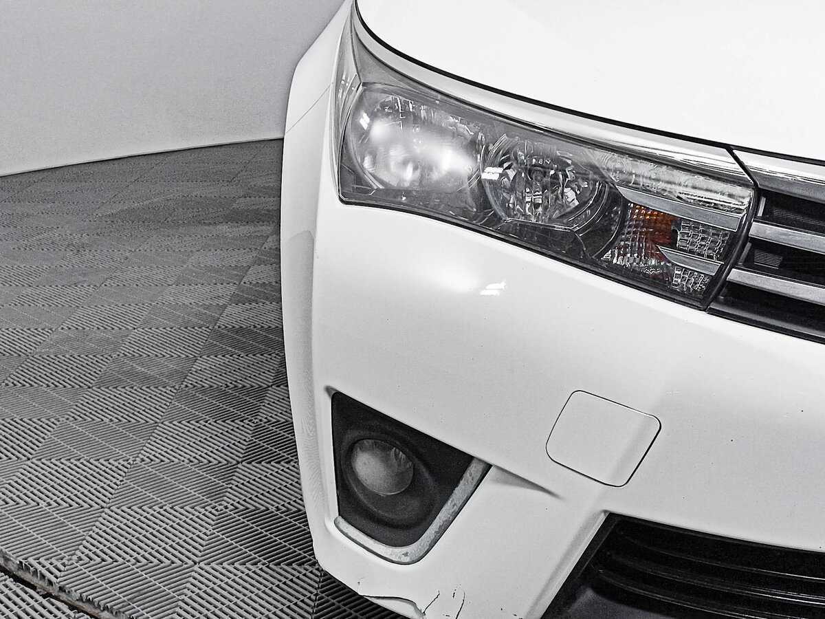 Б/У Тойота Королла 2013 года. Фото: #15