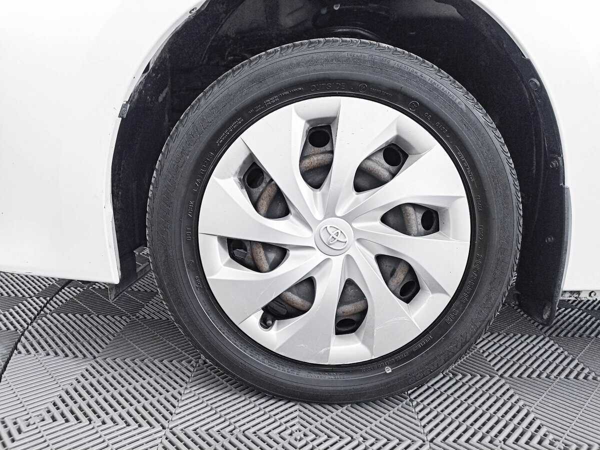 Б/У Тойота Королла 2013 года. Фото: #16