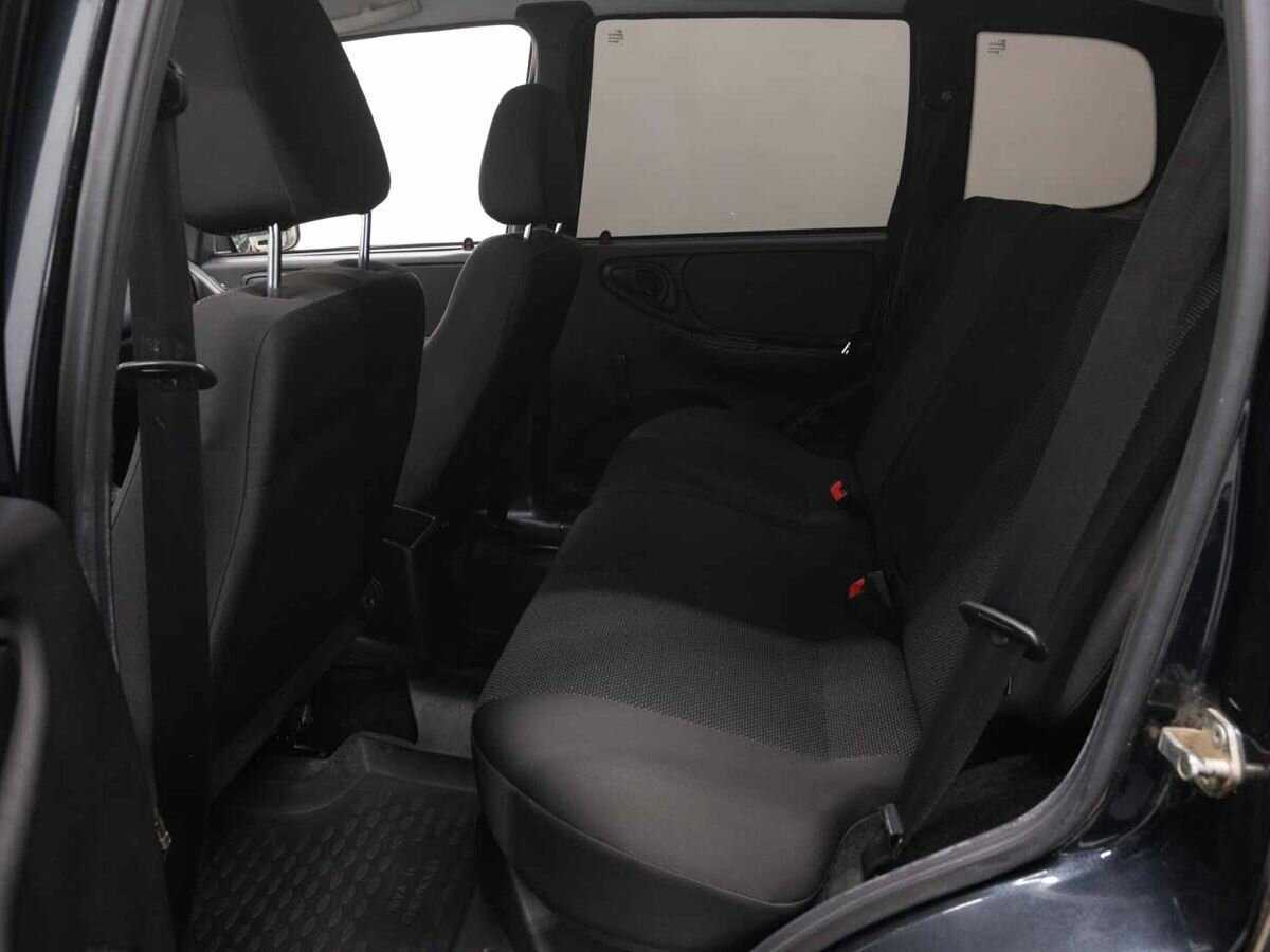 Б/У Шевроле Нива 2012 года. Фото: #9