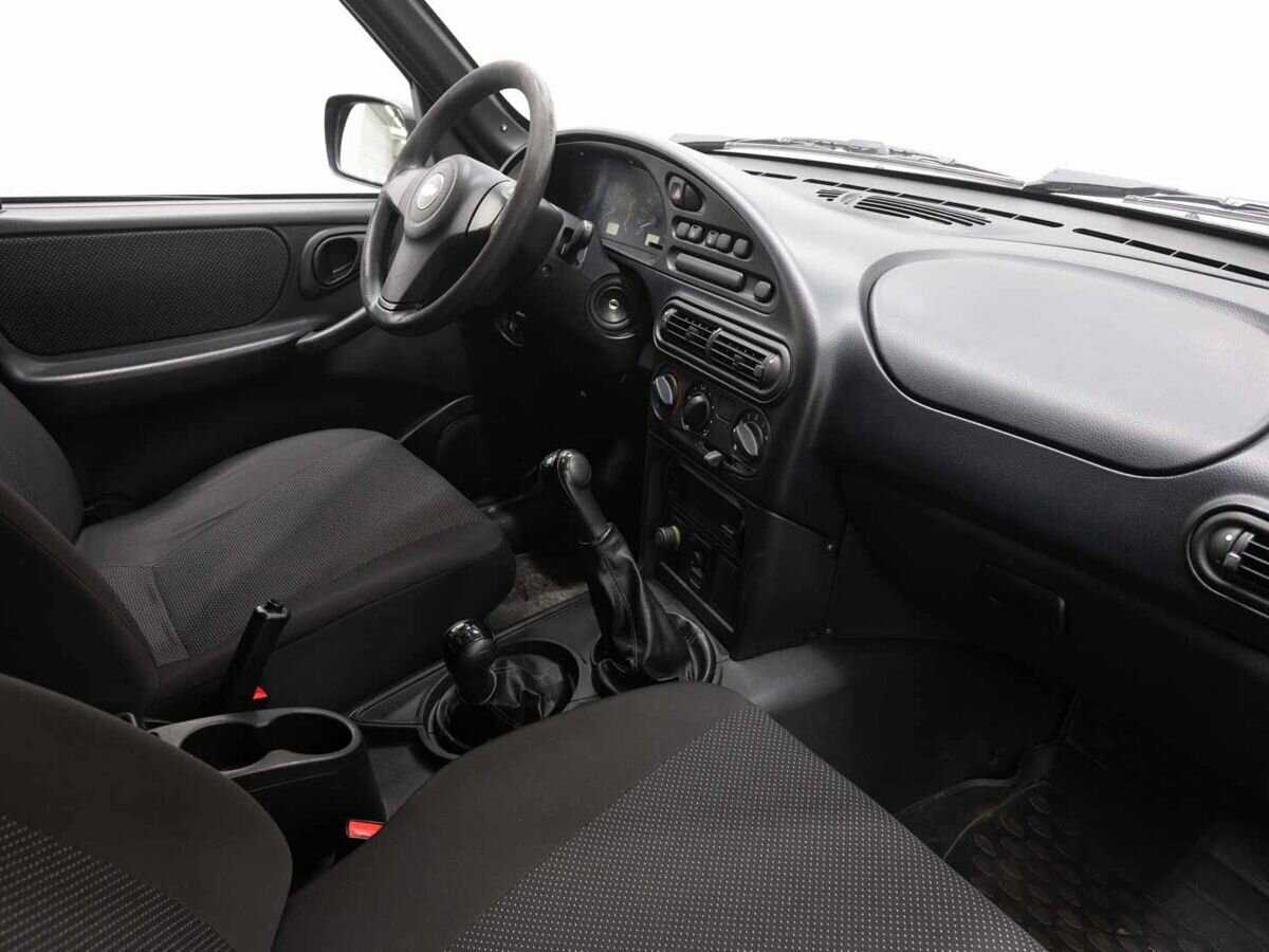 Б/У Шевроле Нива 2012 года. Фото: #11