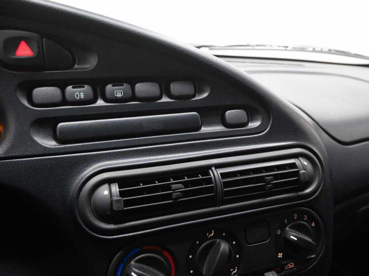 Б/У Шевроле Нива 2012 года. Фото: #17